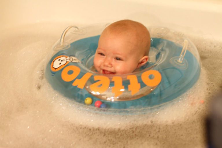 Baby Bath Neck Floats The Dangers, Baby Bathtub Neck Float